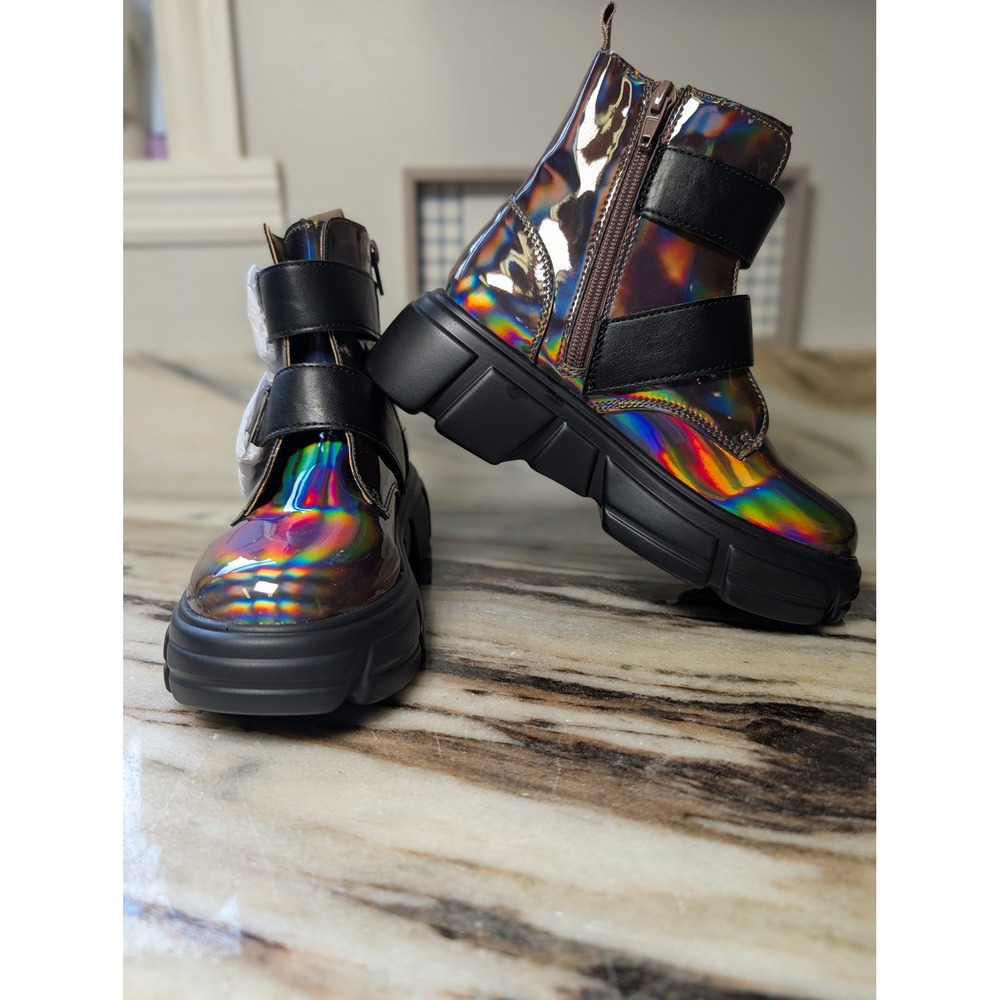 Steve Madden Jrammo 2 Holographic Iridescent Chunky Lug Sole Combat Boots Size 2